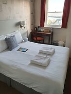 Alexandra Hotel