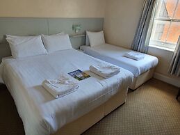 Alexandra Hotel