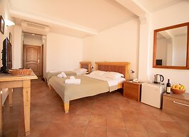 Levantin Inn