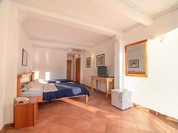 Levantin Inn