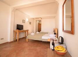 Levantin Inn