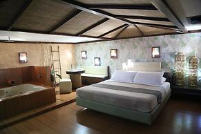Victoria Court Las Piñas