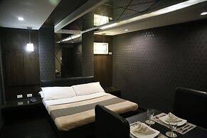Victoria Court Las Piñas