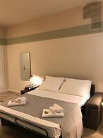 Honey Rooms