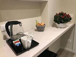 Honey Rooms