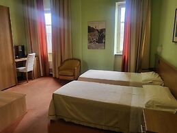 Hotel Lux
