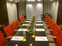 FX Hotel Metrolink Makkasan