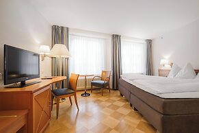 BLUME. - Baden Hotel & Restaurant