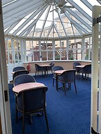 Yelf's Hotel