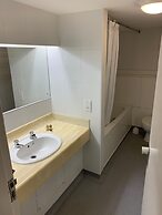 Yelf's Hotel