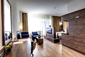 Ramada Encore by Wyndham Kyiv