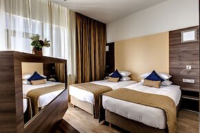 Ramada Encore by Wyndham Kyiv