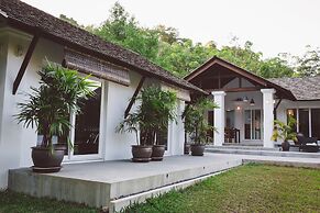 Koyao Bay Pavilions