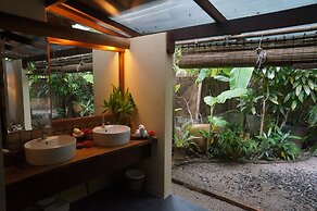 Koyao Bay Pavilions