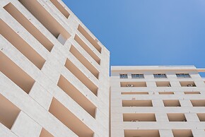Port Europa Hotel