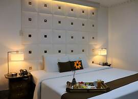 Inkari Suites Hotel