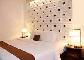 Inkari Suites Hotel