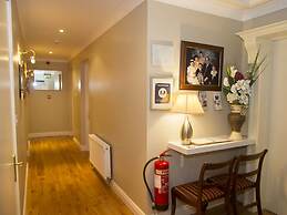 Hillview House