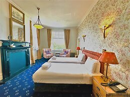 The Esplanade Hotel