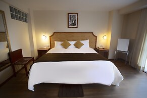 Sol Plaza Hotel