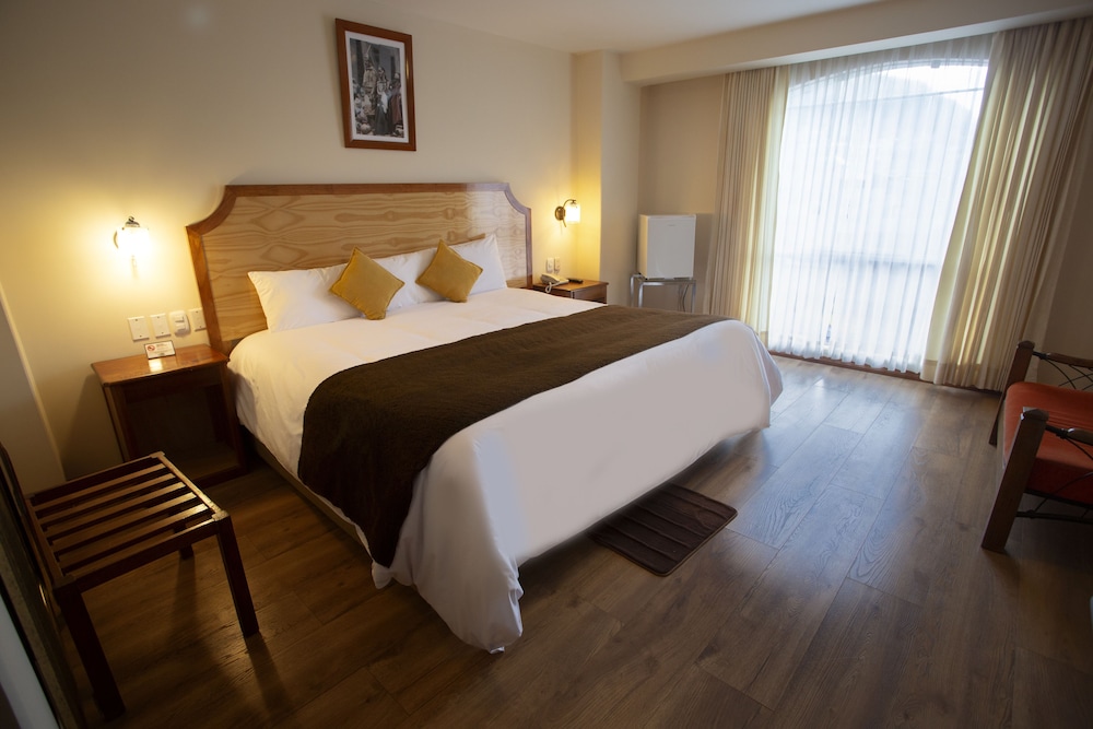 Sol Plaza Hotel