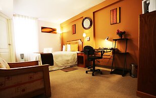 Sol Plaza Hotel