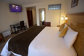 Sol Plaza Hotel