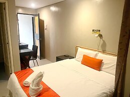 Cinfandel Suites