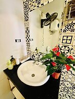 Il Divo Hostel