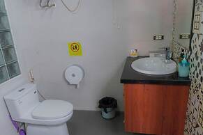 Il Divo Hostel