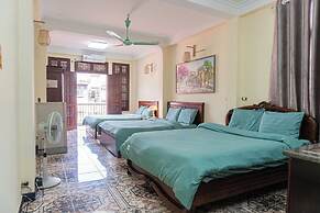 Il Divo Hostel