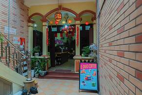 Il Divo Hostel