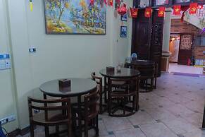 Il Divo Hostel