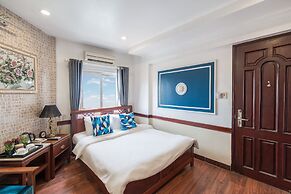 Prince II Hotel