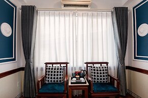 Prince II Hotel