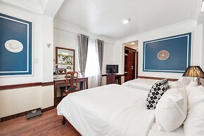 Prince II Hotel
