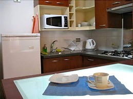 AMS Apartments Monjitas