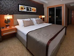 Ramada Plaza by Wyndham Izmit