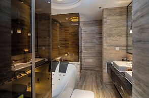 Renaissance Guiyang Hotel
