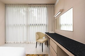 Hyatt Place Bangkok Sukhumvit 1