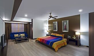 Hotel Aurora Towers