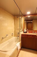 Hotel Aurora Towers