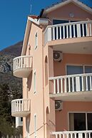 Bella Vista