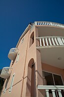 Bella Vista