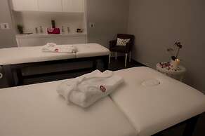 Primavera Perfume Hotel