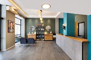 Residence Suites Hotel
