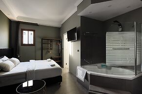 Residence Suites Hotel