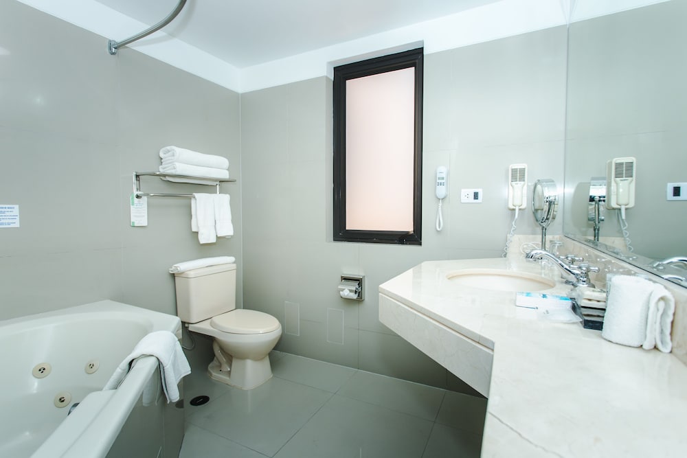 Wyndham Costa del Sol Piura