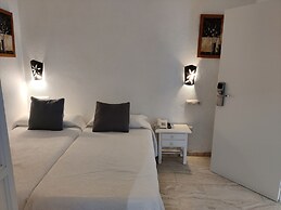 Margaritas 21 Rooms