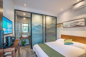 Guipu Courtyard Hotel